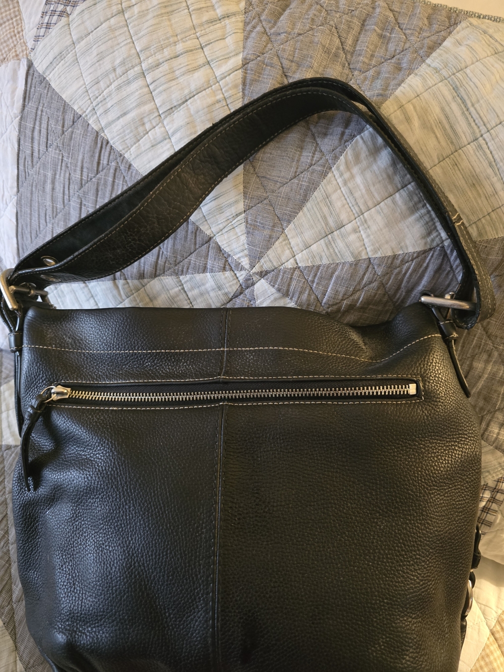 Black Leather Shoulder Bag - Coach